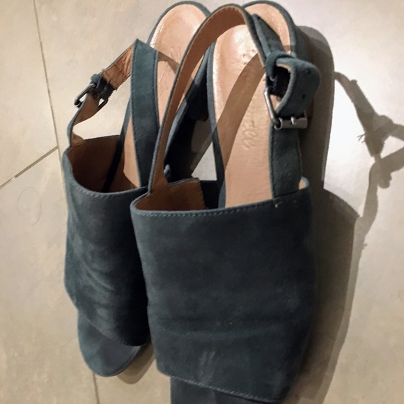 Madewell blue suede flats sandals Size 7 - Picture 3 of 4